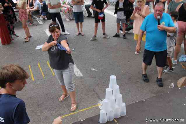 Belgisch kampioenschap stringschieten werd letterlijk schot in de roos voor Kermis Hondzocht: “Zoveel gelachen dat we volgend jaar opnieuw meedoen”