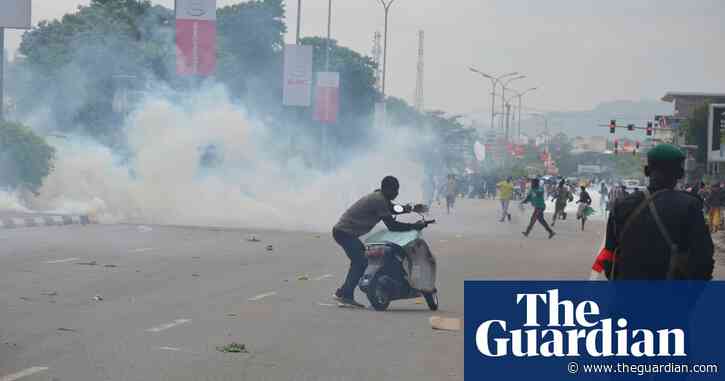 Bullets and teargas reportedly fired at journalists covering protests in Nigeria