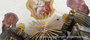 Westliche Wälder: Imposante Deckenfresken und eine Station des Jakobswegs