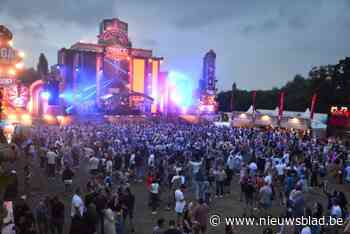 Duizenden muziekliefhebbers genieten van Dance-D-Vision: “Samen zijn, zomer en sfeer. Meer moet dat niet zijn”