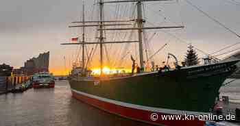 Arbeiten an Museumsschiff Rickmer Rickmers auf Kurs