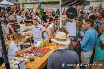 IN BEELD. Over de koppen lopen op grootste eetfestival van het land