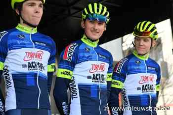 Axel Van Den Broeck wint in Denderwindeke