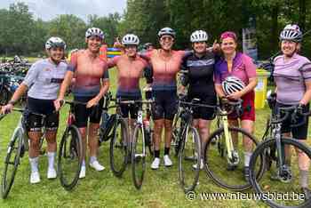 Fietsdodentocht met aan de start in Bornem ‘Mottigen Dixi’ en de wielervriendinnen van mevrouw Jasper Stuyven