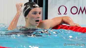 Summer McIntosh falls short of record-tying medal haul as medley relay team finishes 4th