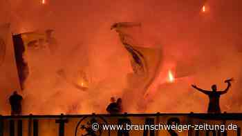 Braunschweiger Pyro-Show auf Schalke polarisiert online