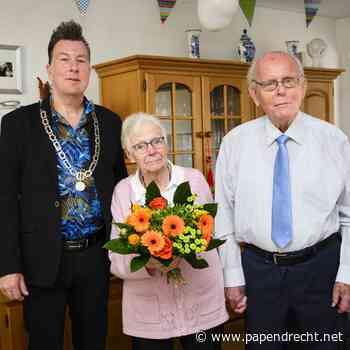 Echtpaar Ambagtsheer- Benschop 65 jaar getrouwd