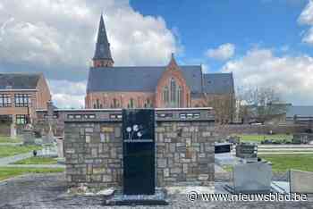 Begraafplaatsen krijgen nieuwe afscheidszuilen: “Mooie plek voor laatste afscheid”