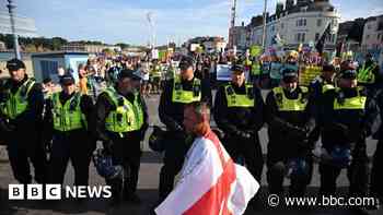Arrests made and officers injured in Weymouth demos
