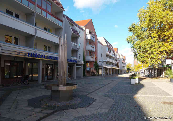 Denkmäler der Ostmoderne
 - Radtour durch Frankfurt (Oder)