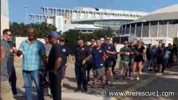 Thousands of Houston firefighters line up to receive backpay checks following $650M settlement
