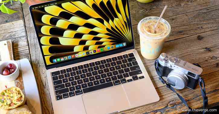 MacBook Air deals keep cooking with the M3 model hitting a new low price