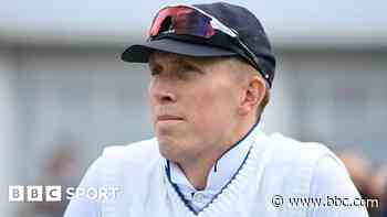 Cox replaces injured Crawley in England squad