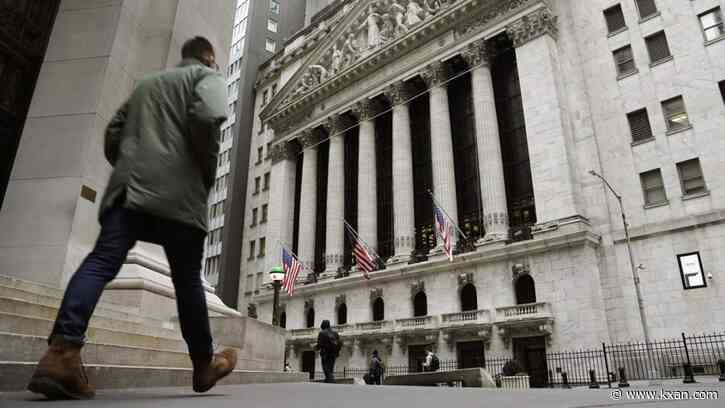 Stocks plunge as weak jobs report, tech woes rattle Wall Street