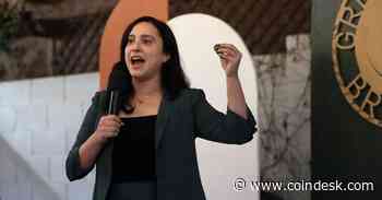 Crypto Candidate in Arizona Is Winning (So Far) Despite Sen. Warren's Headwinds