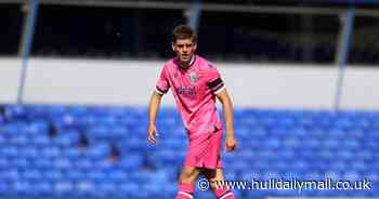 Hull City must exploit financial concerns at stricken Championship rivals for key transfer deal