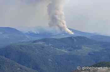 B.C. expands wildfire evacuations orders around two fires
