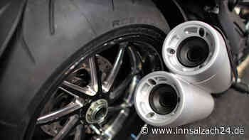 Junger Biker (20) rast auf Hinterreifen über die A8 – VPI Rosenheim stoppt Irrfahrt