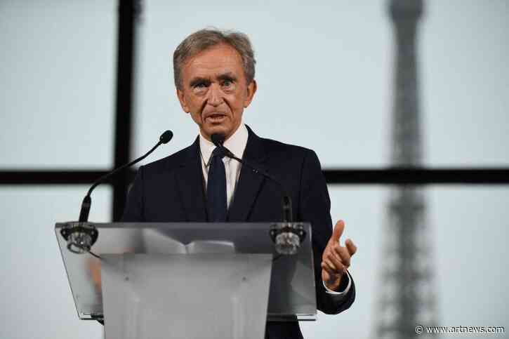 Three Major Art Collectors Lose Billions as Tech Shares Fall