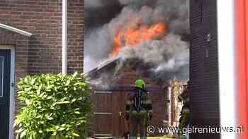Schuur verwoest door uitslaande brand