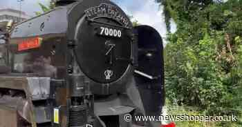 Spectators marvel at ‘nostalgic’ 1950s steam engine seen passing through Bromley