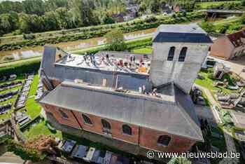 Een maand na de verwoestingen door de zware storm is de kerk van Heffen voorlopig hersteld