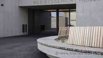 Hausangestellte will Ex-CS-Chef nicht genötigt haben