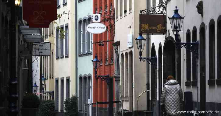 Taxifahrer soll in Köln gezielt Menschen angefahren haben