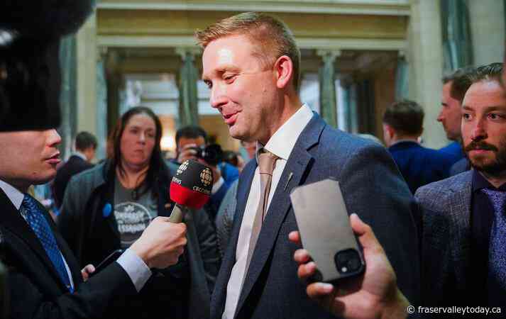 Saskatchewan latest province to restrict cellphone use in school classrooms