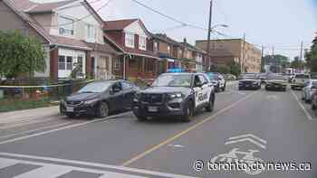 Driver arrested after 2 police officers assaulted in Toronto's west end
