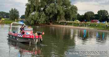 Zwemmer raakt vermist in water van Nederrijn bij Arnhem: ‘Zijn met veel mensen en materieel aan het zoeken’