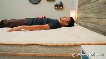 Saatva Latex Hybrid Mattress Review 2024: Natural and Organic Comfort