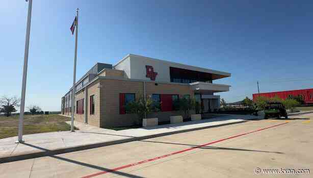 Back to school for Del Valle as Highway 71 construction wraps up