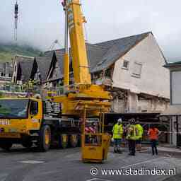 Familie en werkgevers geschokt nadat Urker gezin bekneld raakt onder Duits hotel