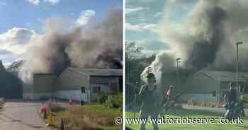 Video captures black smoke billowing from golf club fire