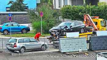 Autounfall in Nagold: Fahrer beschleunigt plötzlich