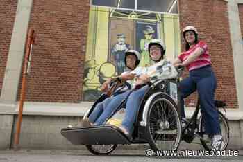 Kind met inktvlekken nu ook met riksjafiets: “Ik ben minder mobiel en kan het verhaal nu eindelijk ook ontdekken”