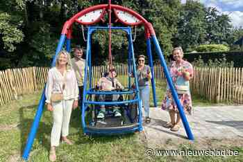 Speeltuin Steevenspark nu ook toegankelijk voor rolstoelgebruikers: “Meer plezier dan in Bobbejaanland”