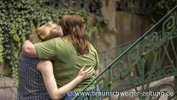 Carlotta ist schwanger – mit der Eizelle ihrer Ehefrau