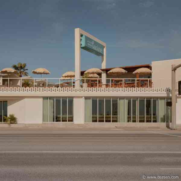 Kartwheel Studio "honours and revamps" mid-century Texas beach motel