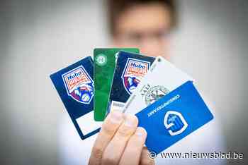 Voetbalclubs voeren eigen betaalpasjes af: in deze stadions kan je weer met je bankkaart een pint bestellen