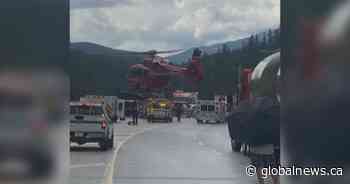 2-vehicle collision closes Trans-Canada Highway near Field, B.C. for hours