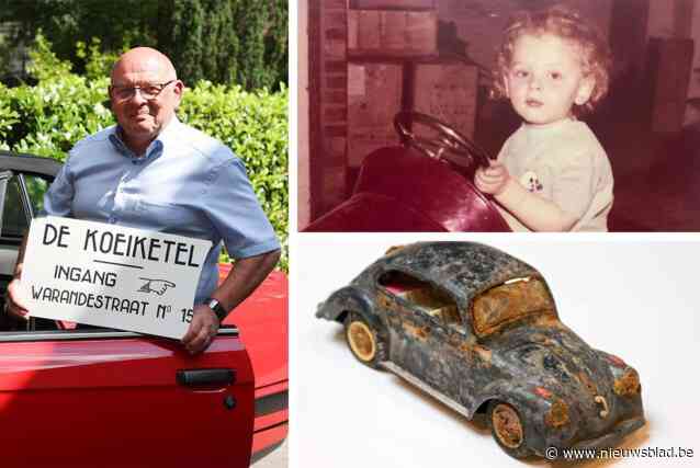 Na 50 jaar ziet Tony (60) zijn opgegraven speelgoedautootjes terug: “Wat een mirakel”