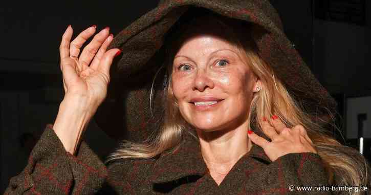 Pamela Anderson legte mit Make-up auch altes Image ab
