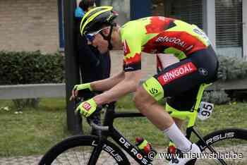Michiel Lambrecht op podium in Ronde van Namen