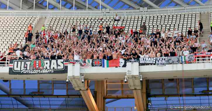 LIVE voorronde Europa League | Bal rolt in Griekenland, Ajax met Berghuis in de basis