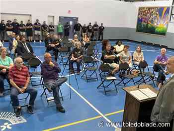 Firefighters spar with Toledo mayor over staffing at town hall event