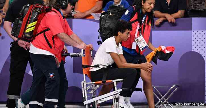 Atemprobleme: Stolze Mihambo weint nach Silber im Rollstuhl