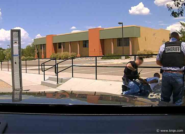 Santa Fe County deputies arrest Colorado murder suspect