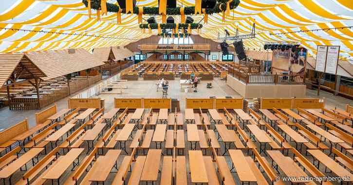 Gäubodenvolksfest beginnt mit Trachtenumzug